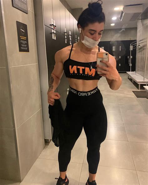 Victoria Martinelli