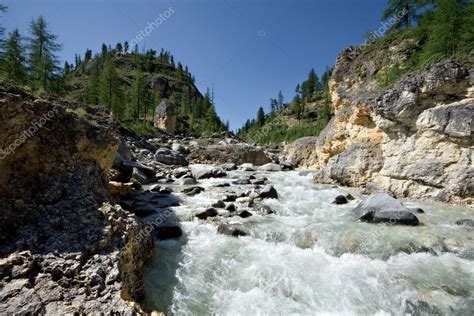 Landscapestream Of Mountain Riversiberiarussia — Stock Photo