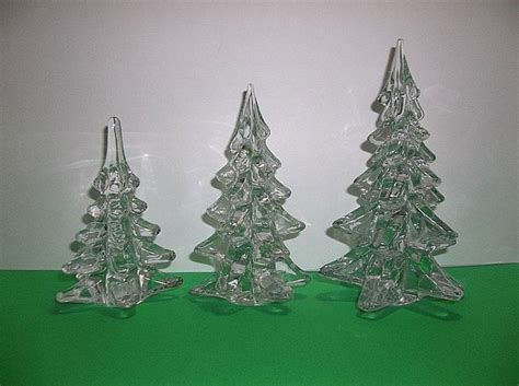 Vintage Art Glass Christmas Tree Crystal Clear 725 625 525 Set Of