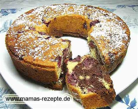 Nach wunsch den fertigen kirschkuchen mit steif geschlagenem schlagobers als garnitur servieren. Sauerkirschen - Marmorkranz | Mamas Rezepte - mit Bild und ...