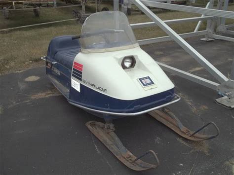 Classic Evinrude Snowmobile Advanced Sales Consignment Auction 219