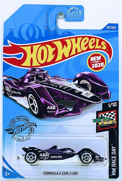 The initial tenders for the new specification, which included major changes to the chassis, powertrains, battery and tyres. Formula E Gen 2 Car | Model Racing Cars | hobbyDB