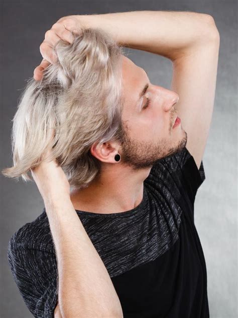 Best 50 Blonde Hairstyles For Men To Try In 2019 Mens Hairstyles Hair Styles Blonde Hair