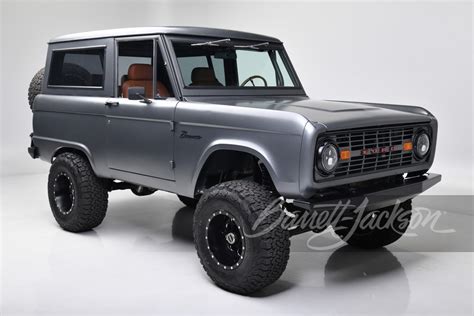 1972 Ford Bronco Custom Suv