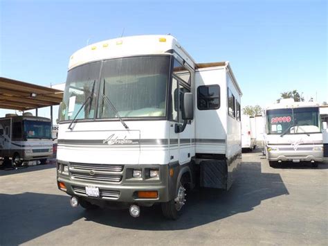 2002 Winnebago Adventurer 35u American Motor Home