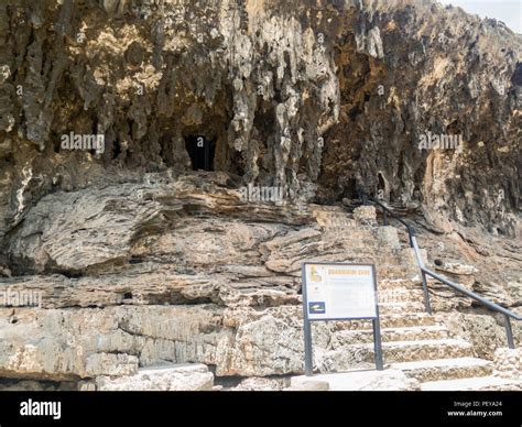 Quadirikiri Cave Aruba Stock Photo Alamy