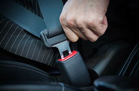 seat belt law how to keep safe and avoid fines rac drive