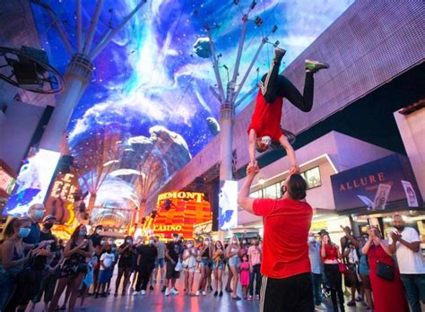 Crowds Slowly Growing As Vegas Reopens Las Vegas Review Journal