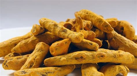 Dry Turmeric Fingers For Food Packaging Size Kg At Rs Ton In