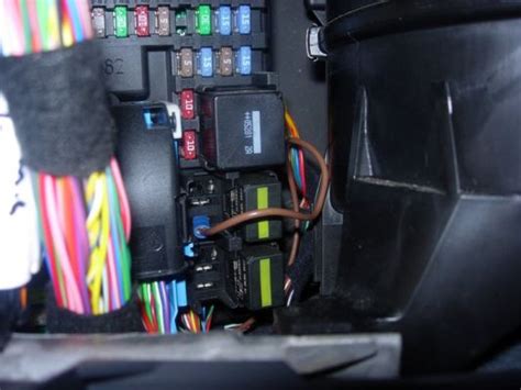 Ok so i have a 2006 dodge ram 1500 4.7l and i somehow never had a fuse box diagram inside my fusebox (under the hood). Land Rover Lr3 Fuse Box Location - Wiring Diagram Schemas