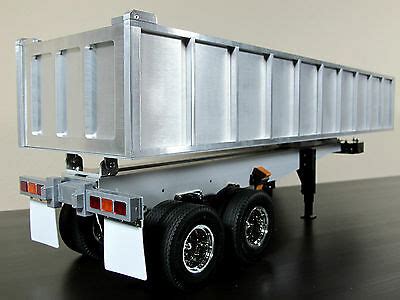 You first need to determine a brand of truck, peterbilt or freightliner, what you want the truck to do. TAMIYA 1/14 RC Grand Hauler King semi front mud flaps Mann ...