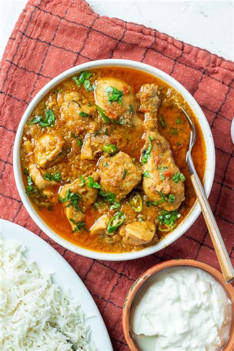 Chicken Ka Salan A Pakistani Chicken Curry Flour And Spice