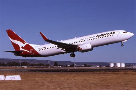 Aero Pacific Flightlines Qantas 737 800 Experiences Trim Issue On