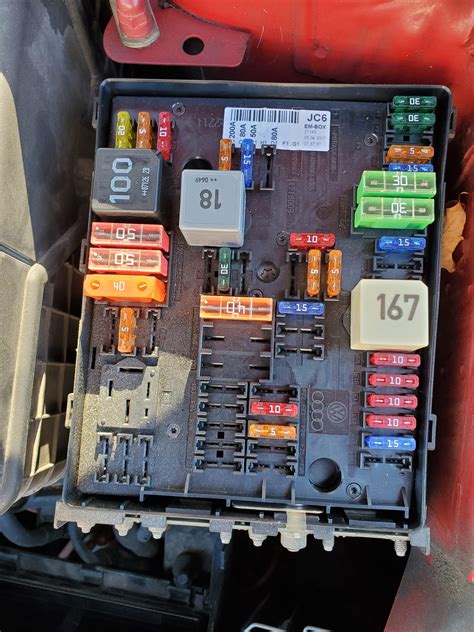 Which one is starter relay? 07 vw eos. Can't find it anywhere on