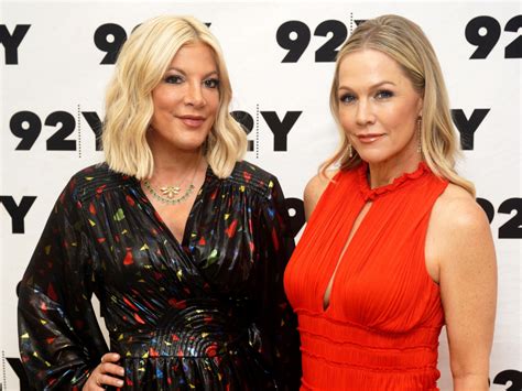 Jennie Garth Says 90210 Taught Her Mixed Messages About Other Girls