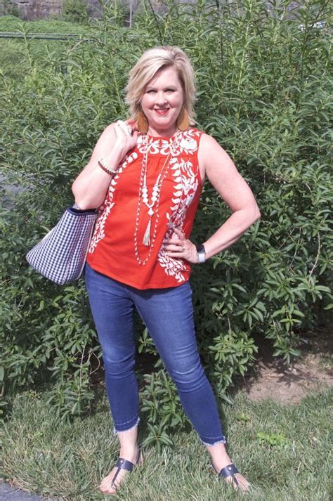 How To Wear A Shift Dress Fashion Fashion For Women Over 40 Fashion Over 40
