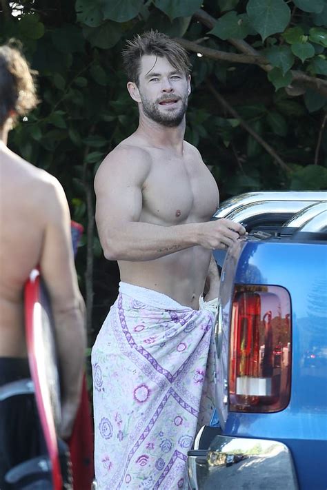 Chris Hemsworth Displays His Biceps And Abs During Surfing Trip In Byron Bay Daily Mail Online