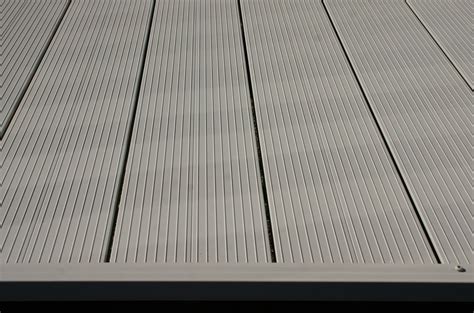 Grooved deck boards using our hide and slide (tm) deck board clip. Fortis Aluminum Deck Boards | Wahoo Decks
