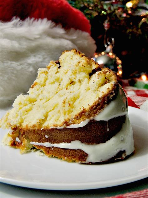 Celebrate the holidays with a slice of eggnog pound cake and a mug of hot chocolate! Eggnog Pound Cake | Bobbi's Kozy Kitchen