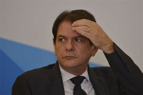 Futuro Ministro Cid Gomes Diz Que Anunciará Novo Piso Para Professores Folha Vitória