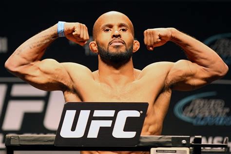 He currently competes in one championship. Итоги 2017 года в ММА: Макгрегор, Джонсон, Волков, братья ...