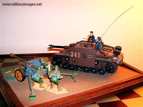Stugiii And Towed Pak 40 Anti Tank Gun With 3 Man Crew A Military