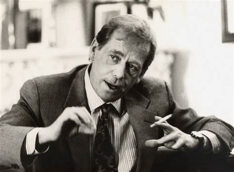 Václav havel se narodil 5. KDO TO BYL: Václav Havel, Hymna demokracie, Osobnosti ...