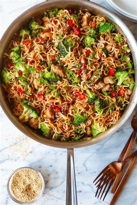 Quick Chicken Ramen Noodle Stir Fry Recipe Damn Delicious