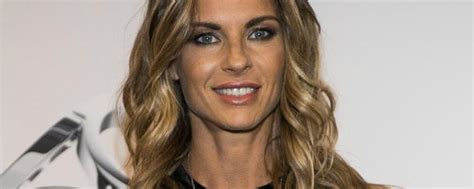 Con alberto tomba ci siamo amati veramente. Martina Colombari si racconta a Domenica Live! | Gossip ...