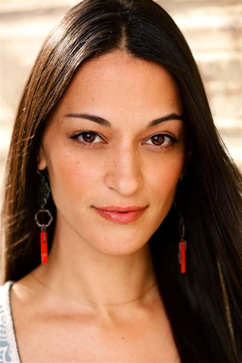 Sara Tomko : Resident Alien : r/ScifiBabes