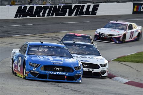 Since its inception, the nascar cup event has been attracting a large number of racing fans across the. How to watch NASCAR Cup Series Xfinity 500 free live ...