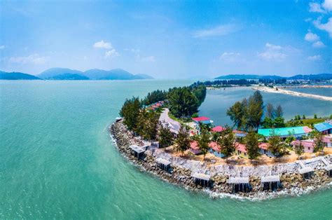 Located on pangkor island, pangkor laut resort offers accommodations by the sea or with views of tropical gardens. MAT DRAT: MARINA ISLAND PANGKOR RESORT - Percutian Cuti ...
