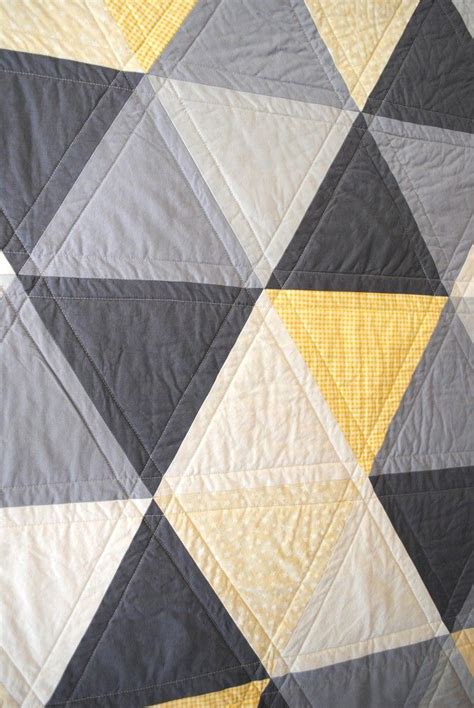 Equilateral Triangles Crib Quilt Colchas Quilting Patrones De