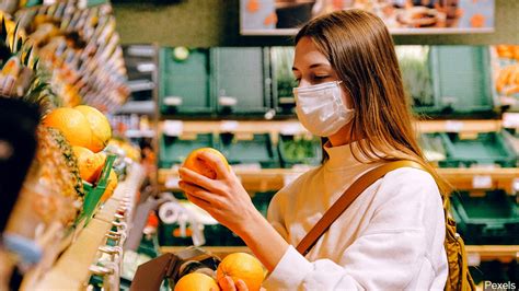 How To Protect Yourself From Coronavirus While Grocery