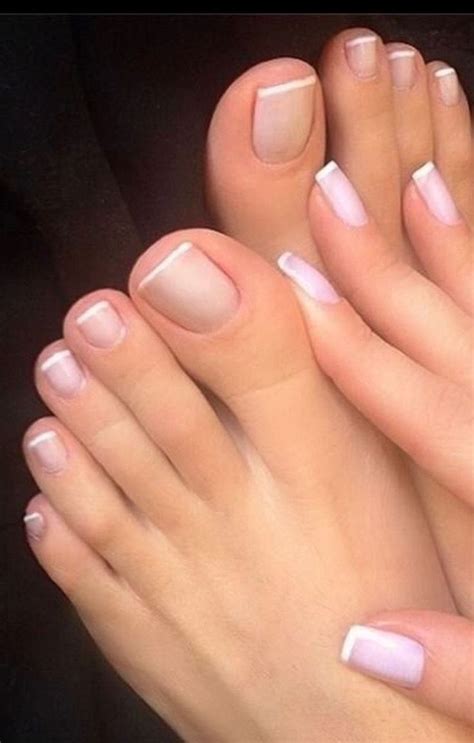 Down 2 Feet Toe Nails Pretty Toe Nails Toe Nail Color