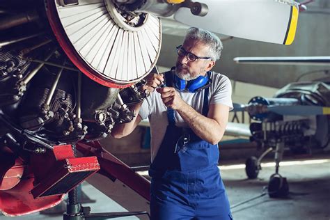How To Become An Aircraft Mechanic
