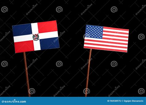 Bandiera Della Repubblica Dominicana Con La Bandiera Di Usa Isolata