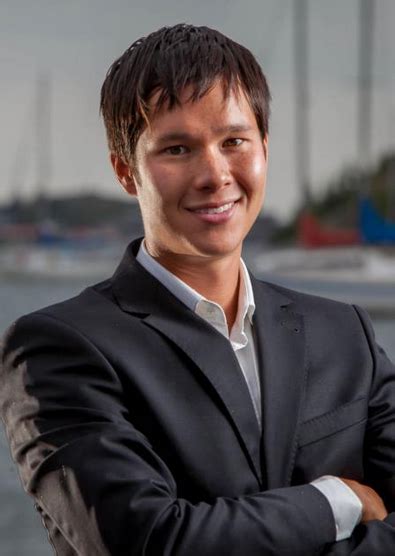 Daniel wong「 #explore夢想實現 」2020 全新系列 現在，將引領你進入一場充滿狂野想像與華麗交織的探索之旅。 Daniel Wong - Election 2012 Questions | Yellowknife Online