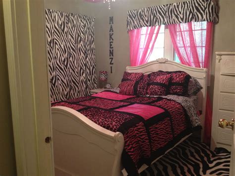 pink zebra bedroom