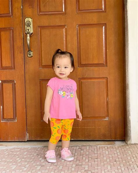 Sari yanti kini bertudung, ini kenyataan jep. "Cantiknye Mata…"- Anak Jep & Sari Yanti Dah Besar ...