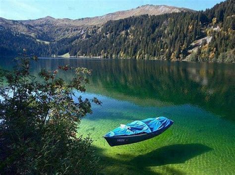 Crystal Clear Water Flathead Lake In Montana Usa Places To Visit