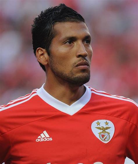 Voici la carte de ezequiel garay dans le mode fut (fifa ultimate team) de fifa 20. Ezequiel Garay em 2020 | Ezequiel garay, Ezequiel, Futebol ...