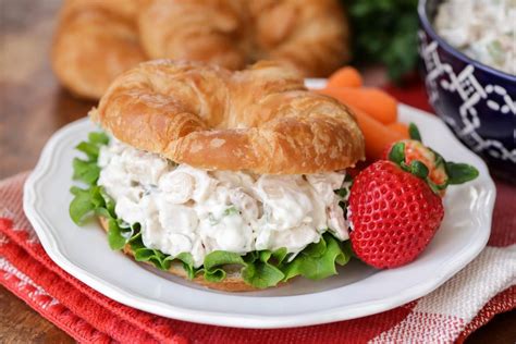 What do you serve with chicken salad? Simple Chicken Salad Croissant Recipe