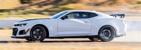 Aero And The Beast 2018 Chevy Camaro Zl1 1le First Drive Autoblog