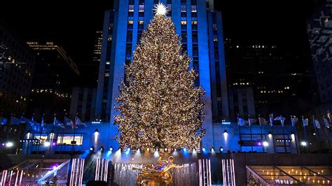 Learn The Story Behind The 2021 Rockefeller Center Christmas Tree Big