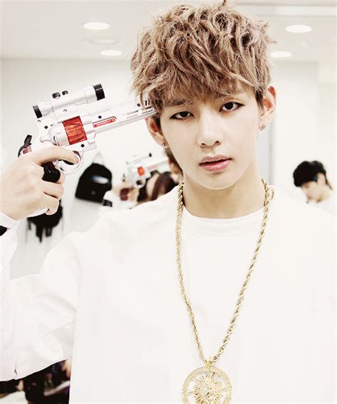 Kim Taehyung / V ☆ - V (BTS) Fan Art (35280692) - Fanpop