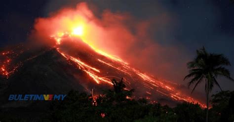 Gunung Berapi Karangetang Di Indonesia Meletus Buletin Tv Malaysia