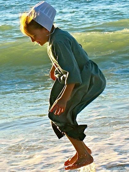 Amish Girl On The Beach In Florida I Would Find Not Swimming One Of The Most Difficult Things