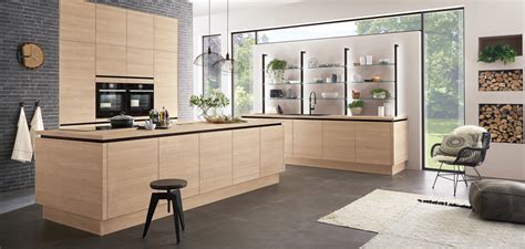 Below is our comprehensive list of the top selling cabinet manufacturers in the united states and how they rank for construction quality and for value considering the price point of each cuisine ideale (frameless). GKC Kitchens