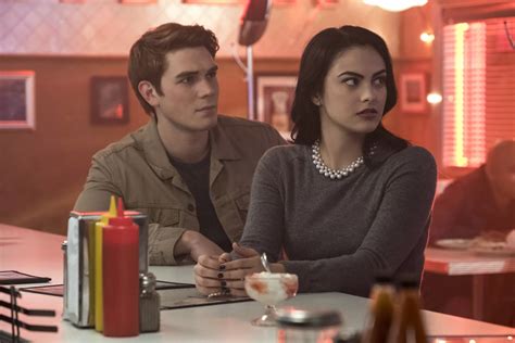 This Riverdale Trailer Teases An Intense Shower Scene Between Archie And Veronica Glamour